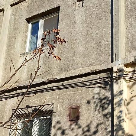 Garsoniera Luminoasa Apartment Craiova Exterior photo