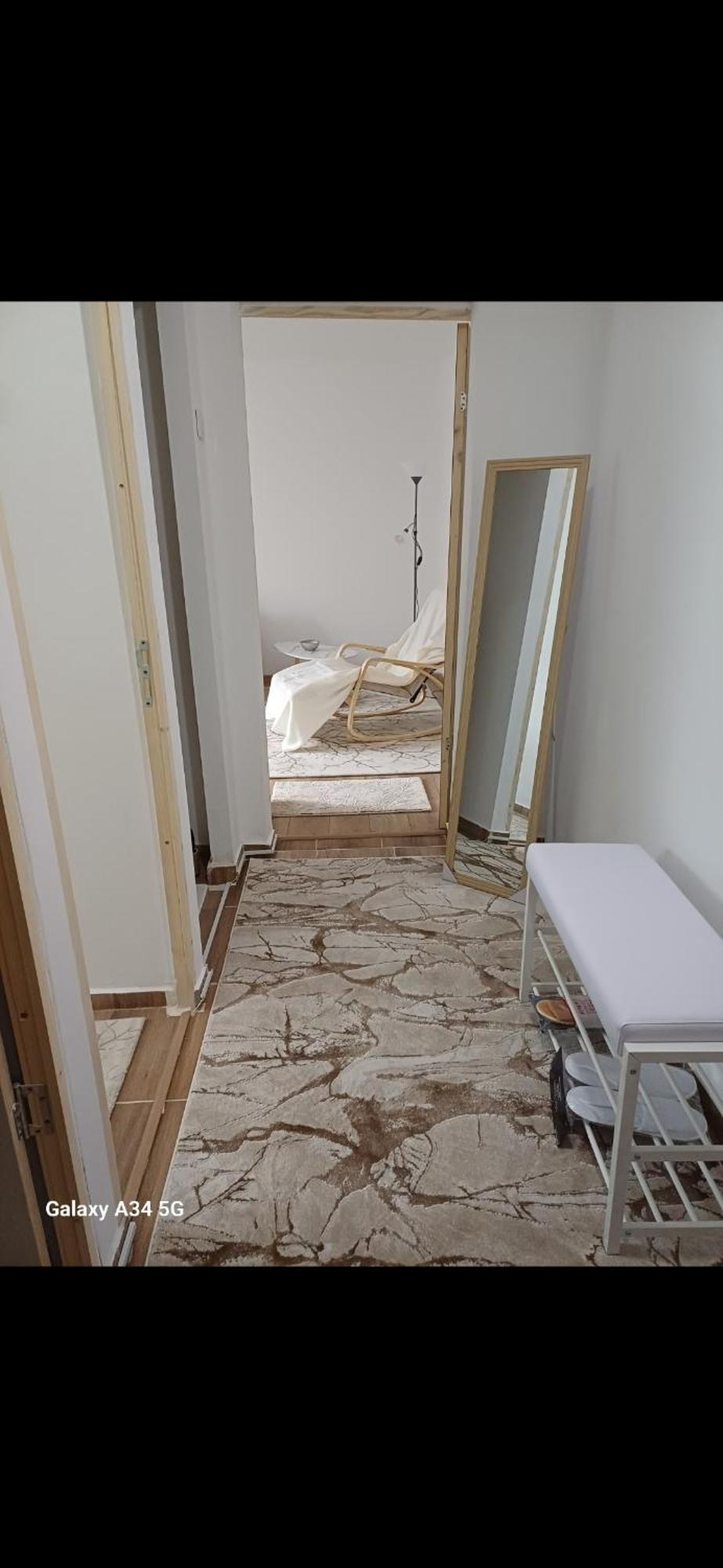 Garsoniera Luminoasa Apartment Craiova Exterior photo